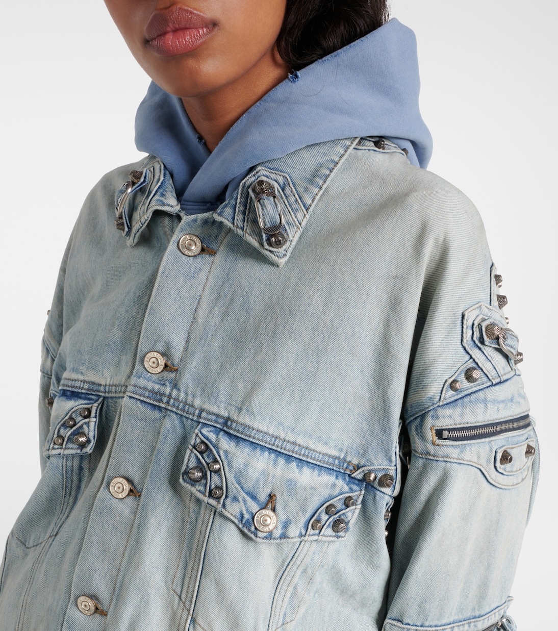 Chaqueta Denim Oversize Balenciaga Cagole para Jóvenes Modernos