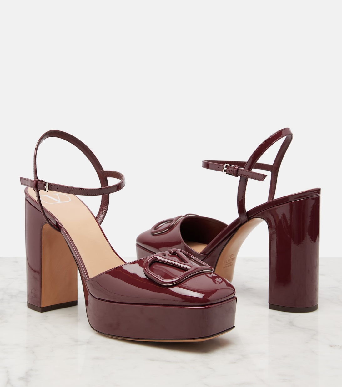VLogo 115 patent leather platform pumps | Valentino Garavani