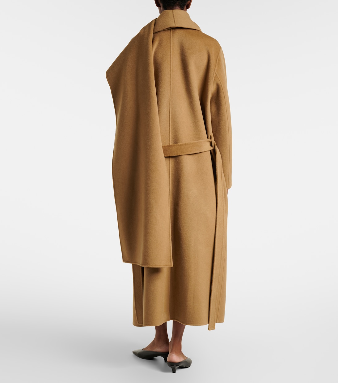 Scarf-detail wool and cashmere wrap coat | Róhe