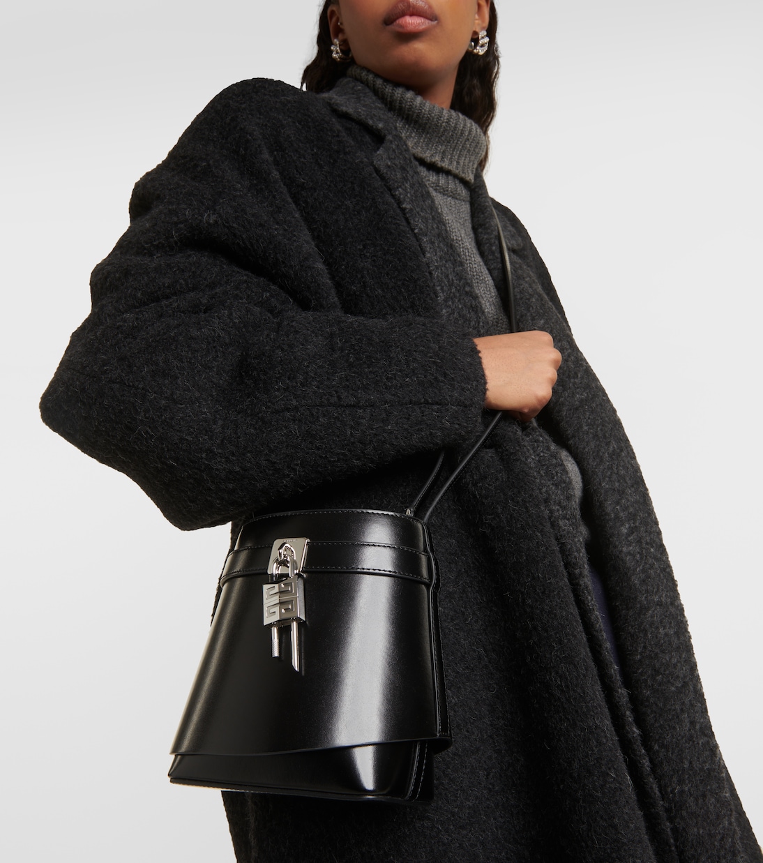 Bucket-Bag Shark Lock aus Leder | Givenchy