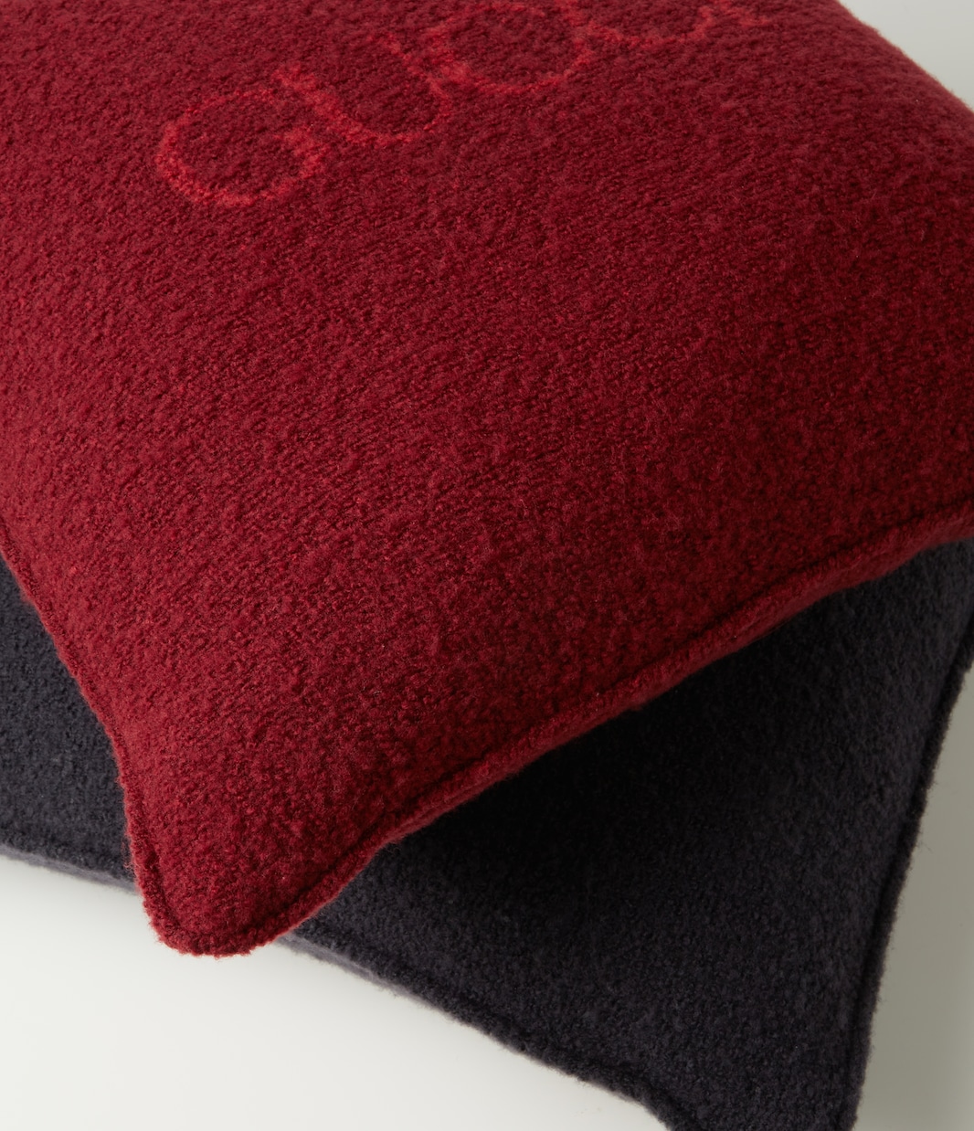 Gucci wool-blend bouclé cushion | Gucci
