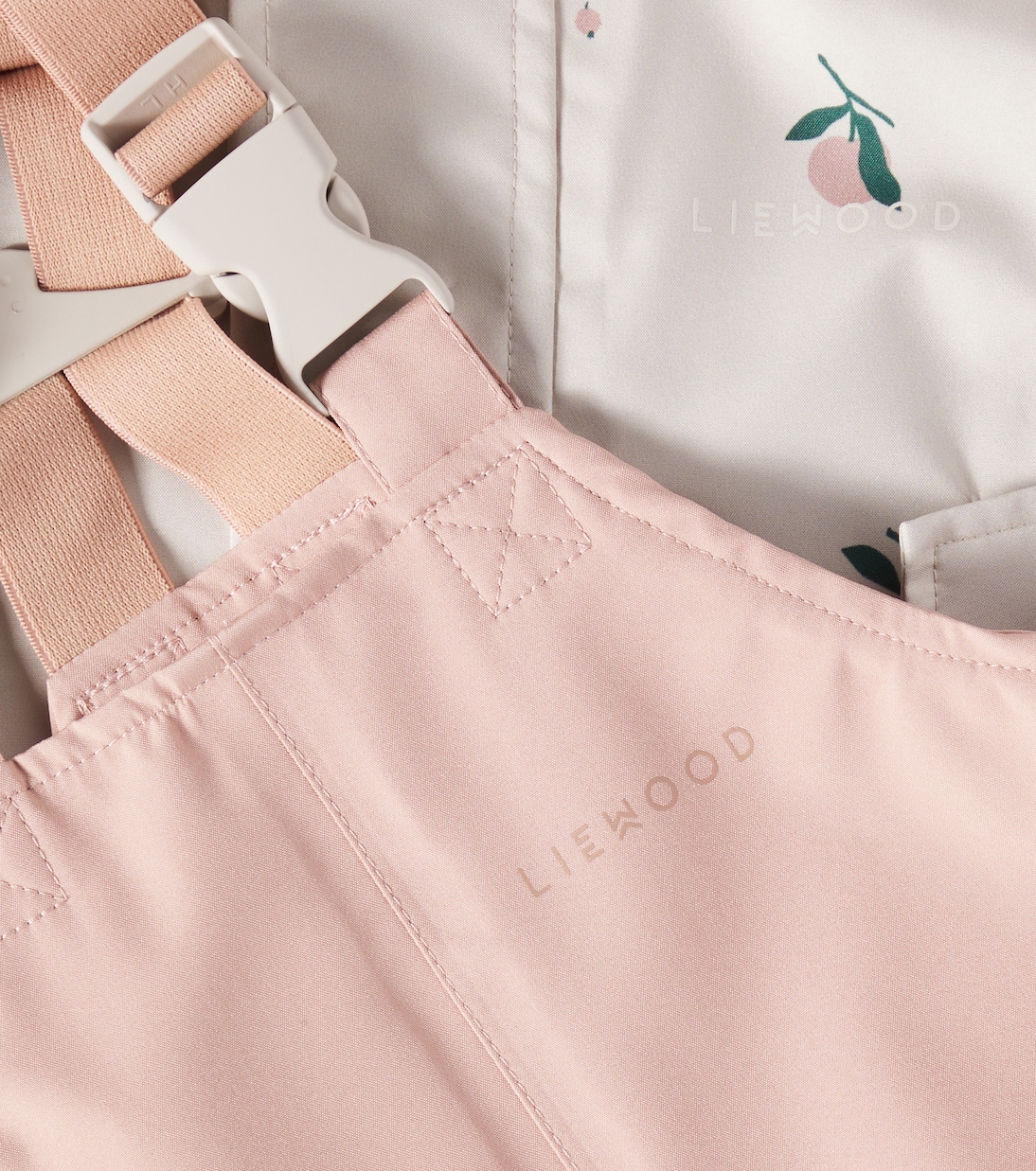 Baby Manu raincoat and stirrup overalls set | Liewood