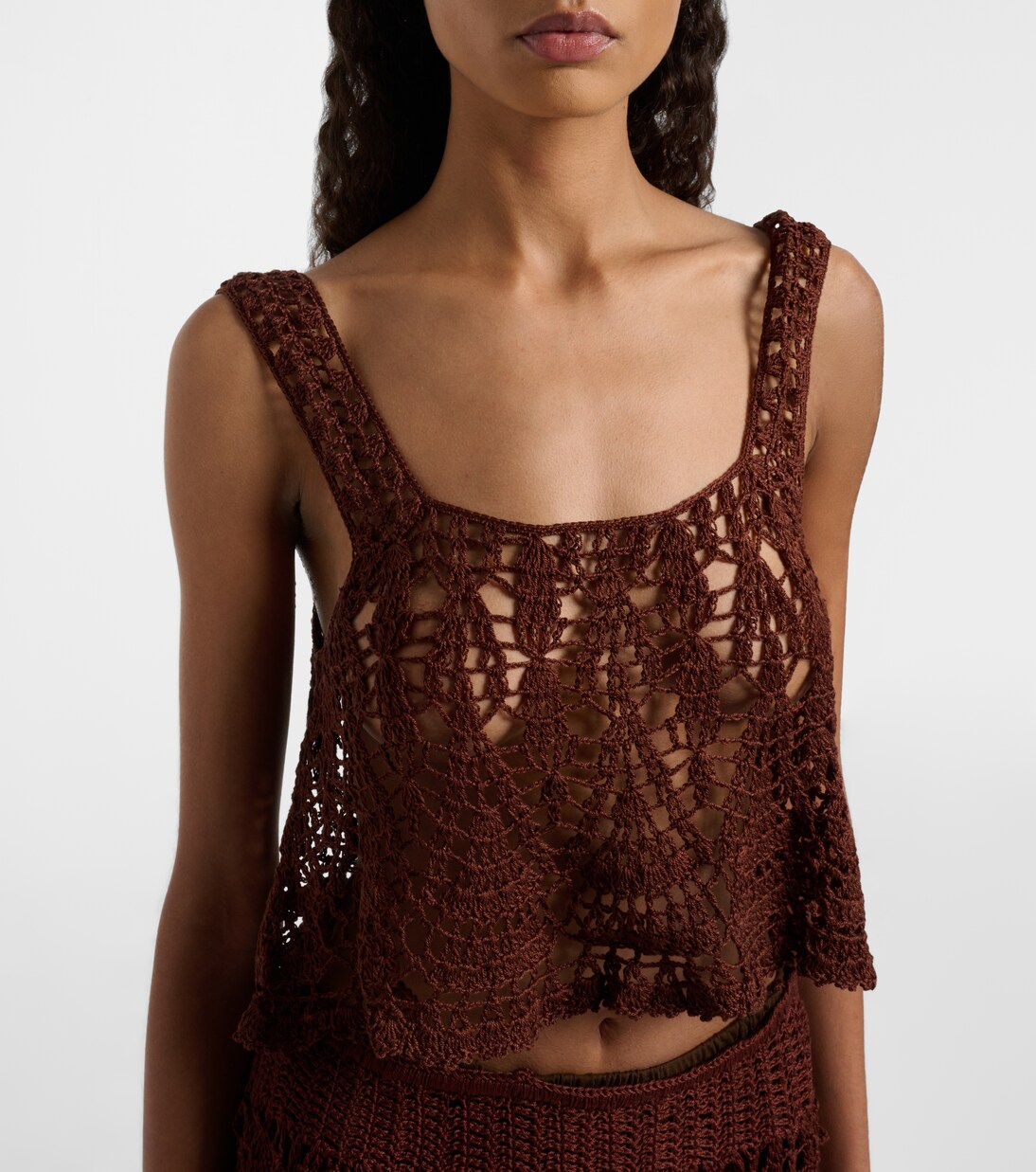 Cropped-Top aus Häkelstrick | Anna Kosturova
