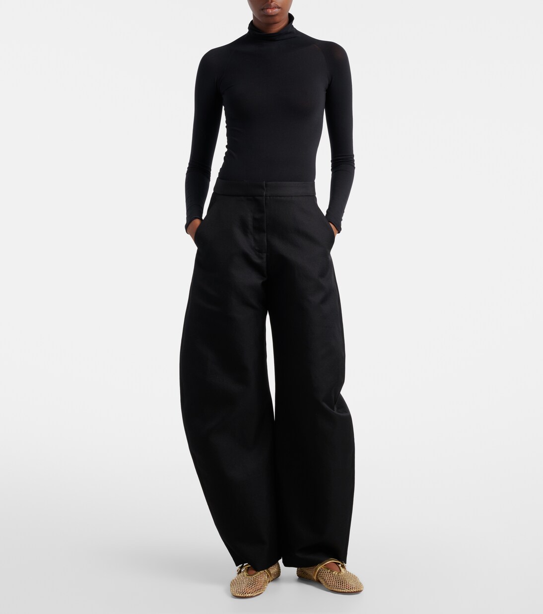 Leather-trimmed fishnet ballet flats | Alaïa