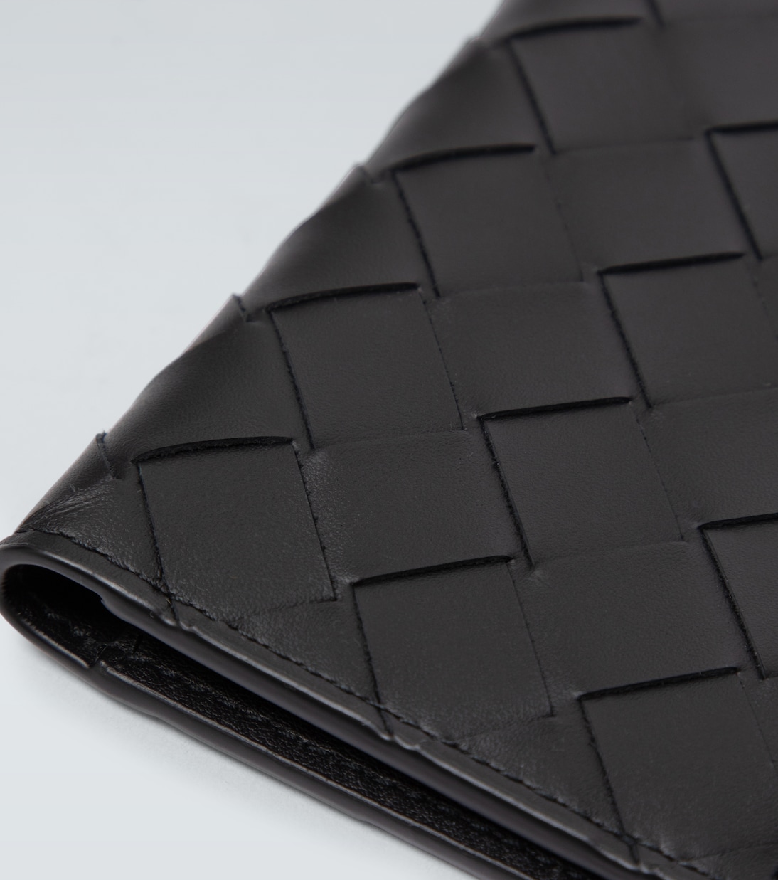 Folded leather cardholder | Bottega Veneta