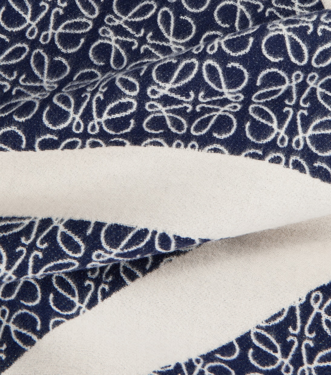 Anagram wool blanket | Loewe