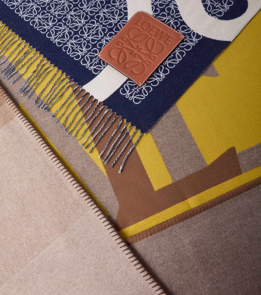 Anagram wool blanket | Loewe