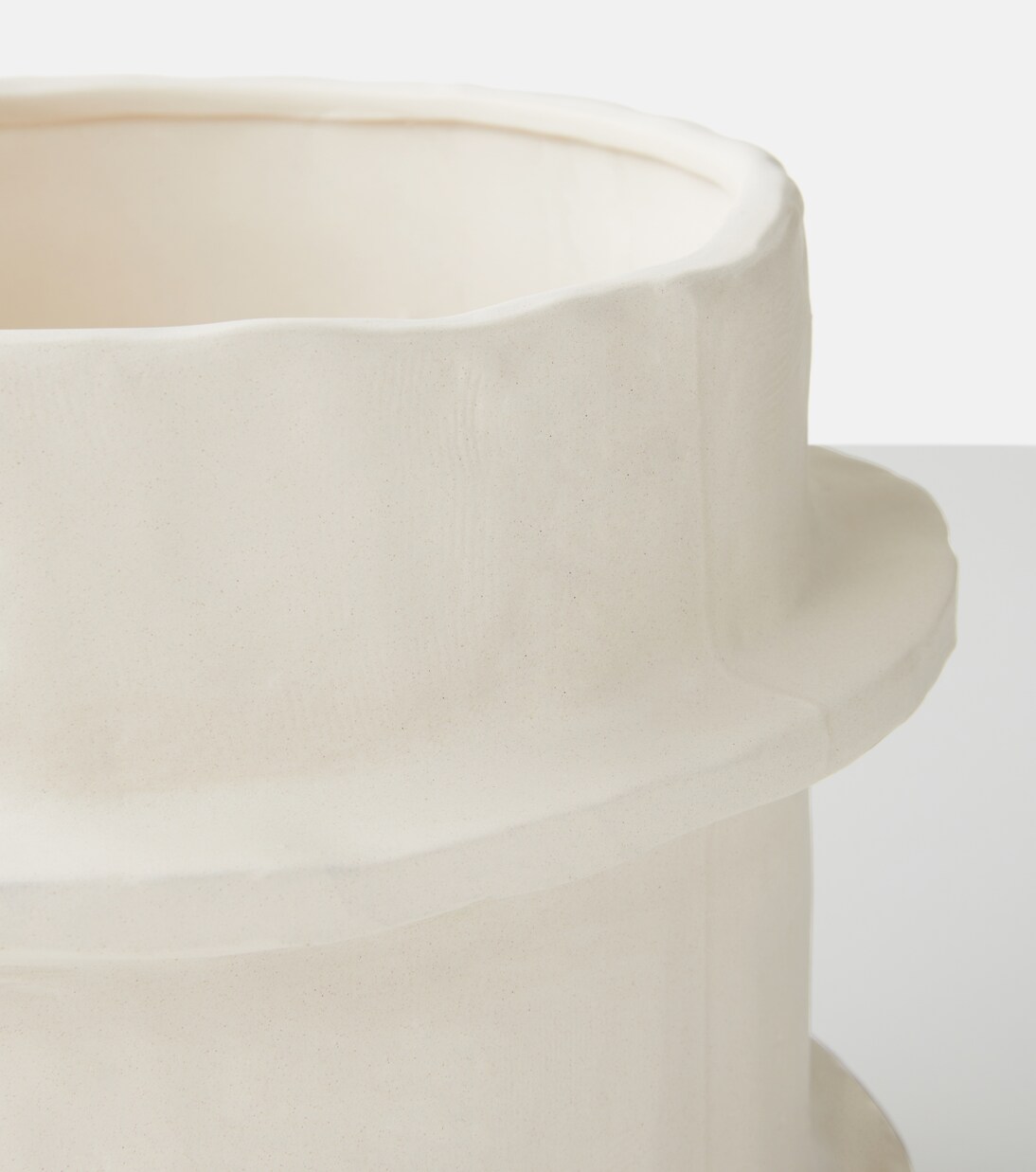 Molly 04 Medium flower pot | Serax