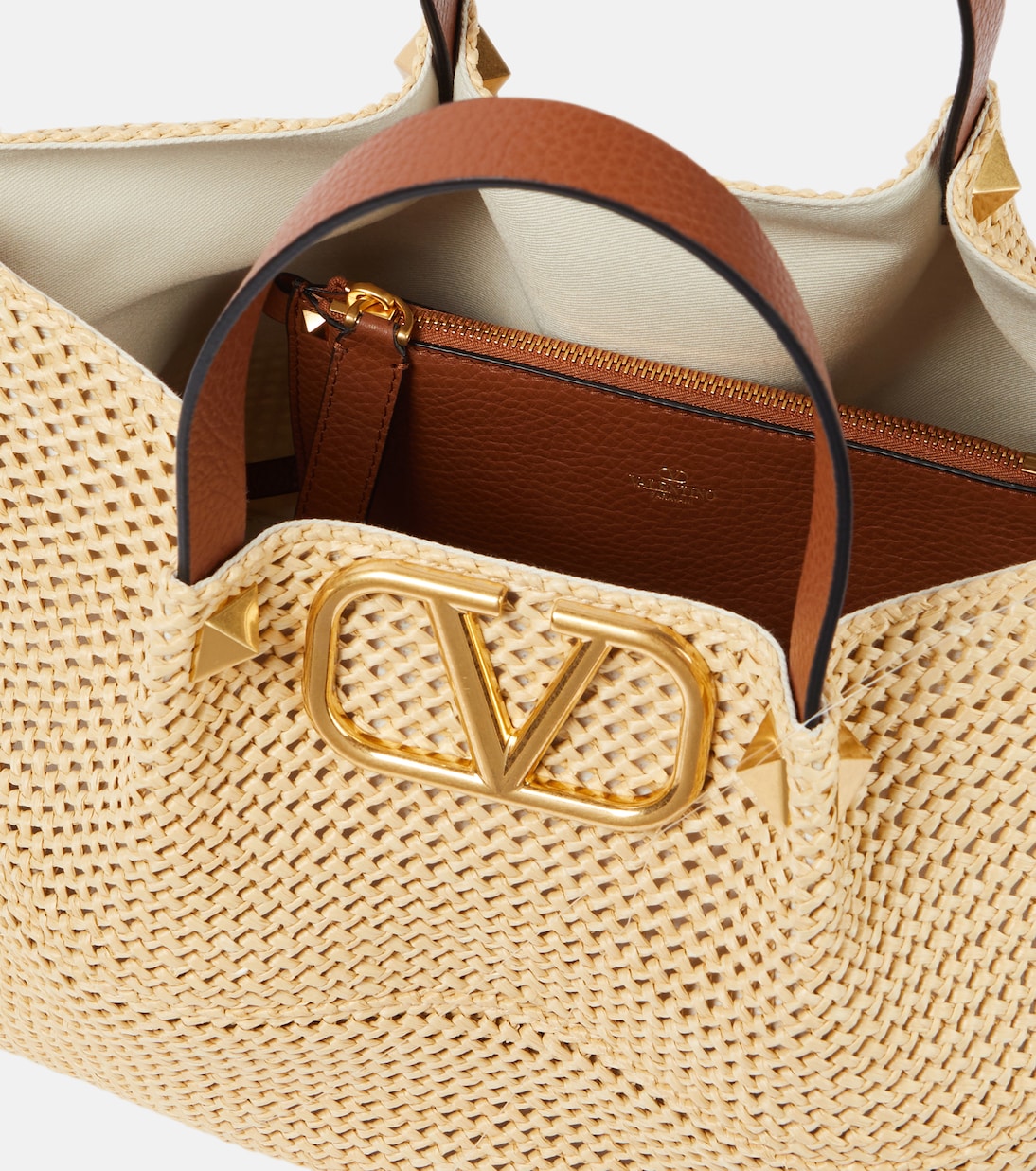 Tote VLogo Signature Medium | Valentino Garavani