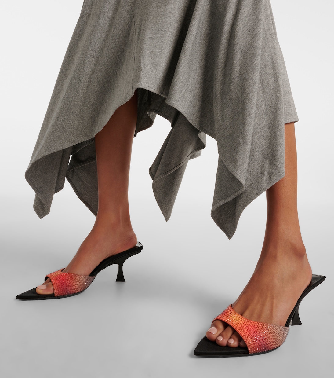 Mules Bes en satin à ornements | The Attico
