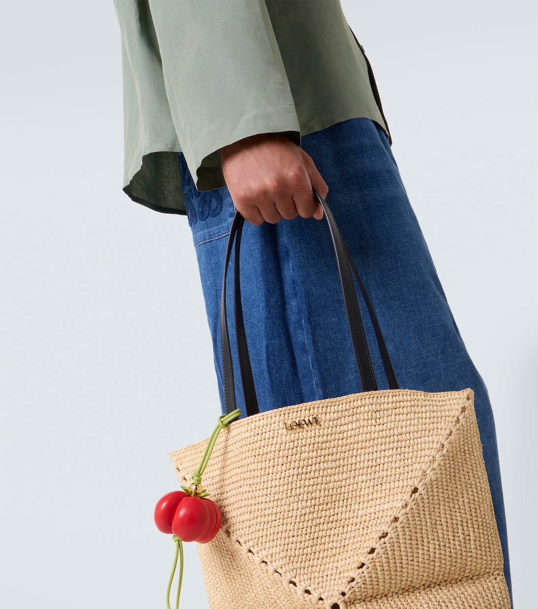Paula's Ibiza Taschenanhänger Tomato aus Leder | Loewe