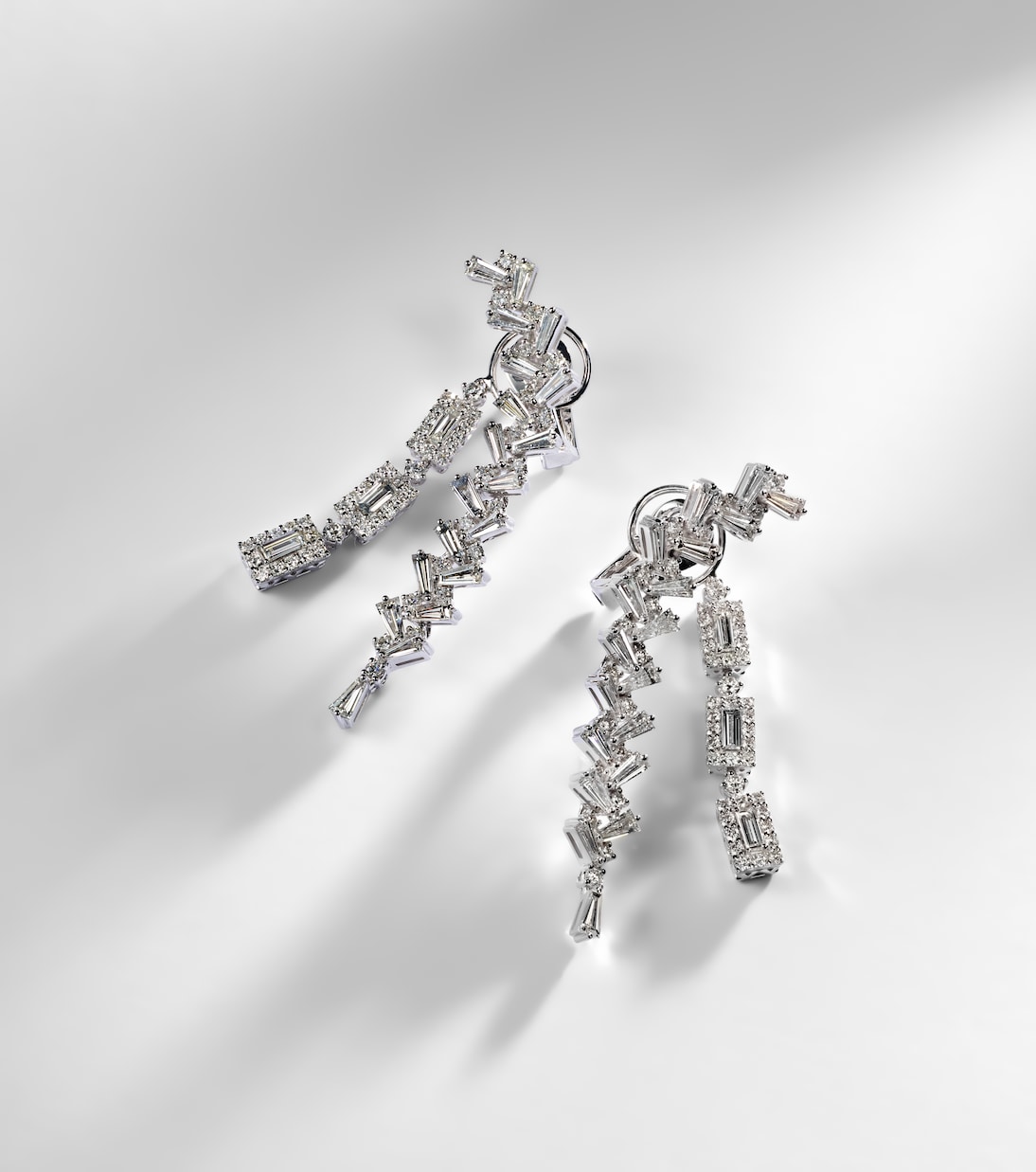 Boucles d'oreilles Y-Couture en or blanc 18 ct et diamants | Yeprem