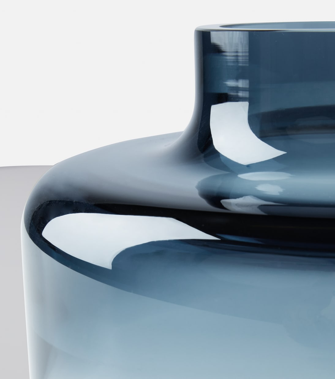 Magnolia vase | Nude