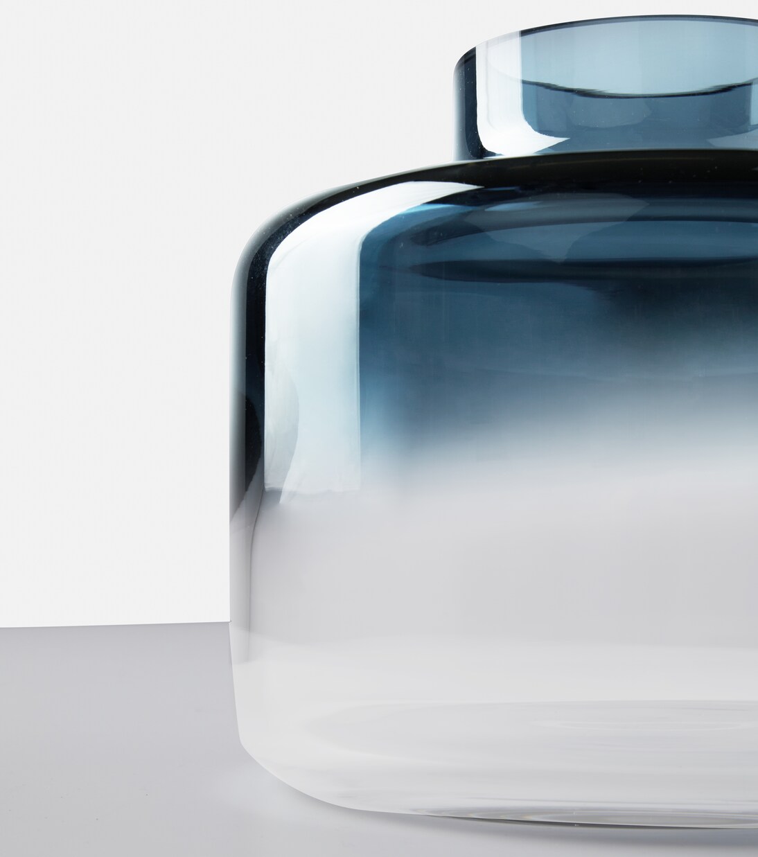 Magnolia vase | Nude