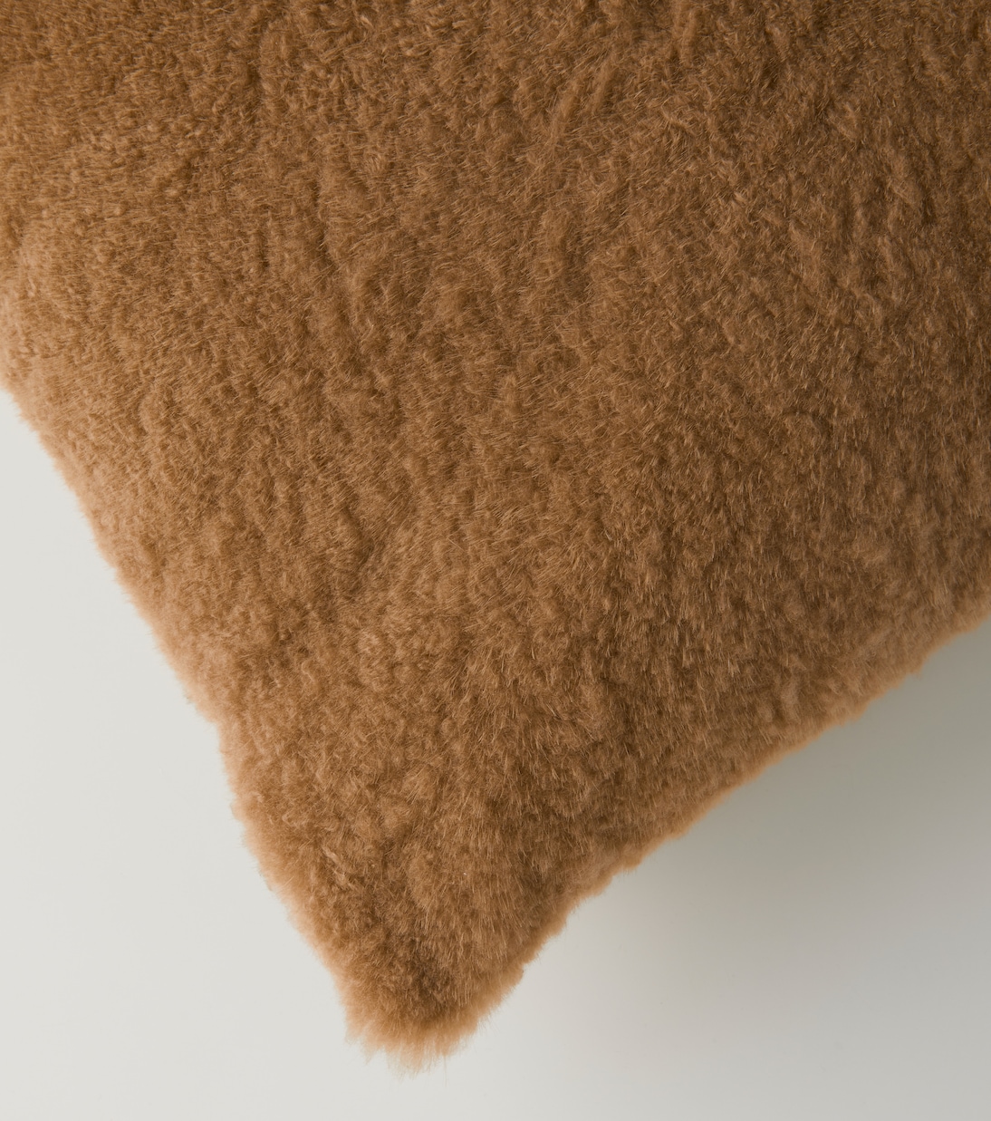 Cuscino in shearling e pelle | Brunello Cucinelli