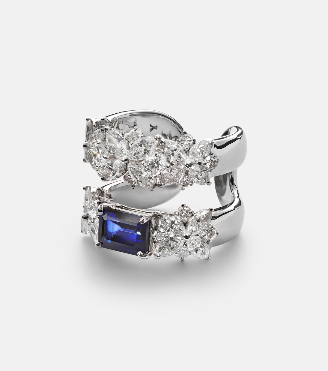 Bague en or blanc 18 ct avec saphir et diamants | Yeprem
