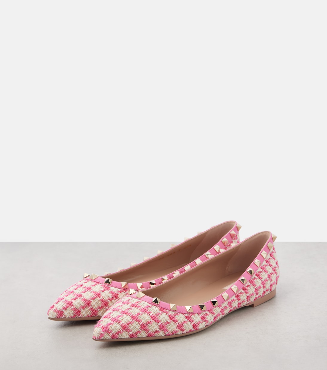 Scarpe ballerina in tweed con dettagli Rockstud di Valentino Garavani per uno stile giovane e chic