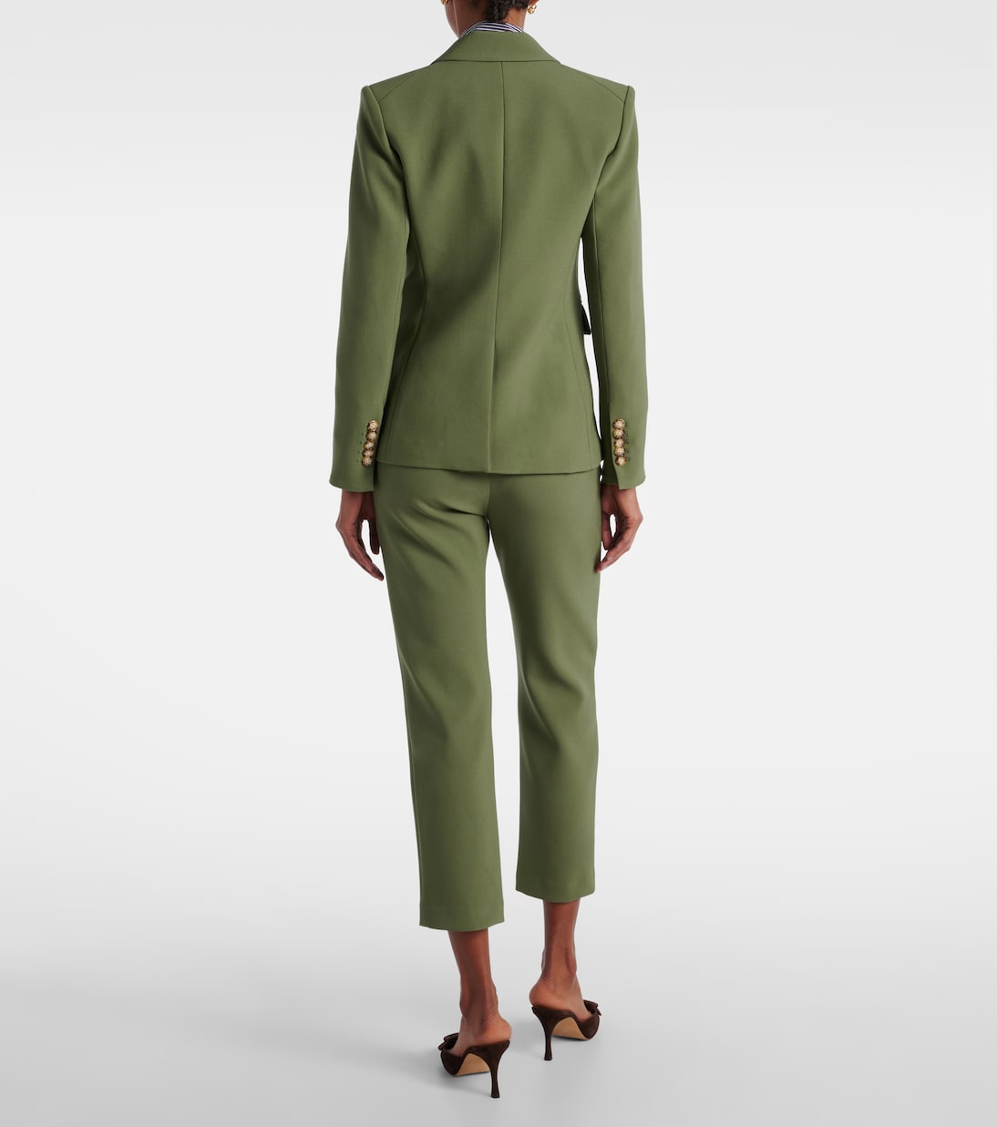 Blazer iconico Veronica Beard: il must-have del momento