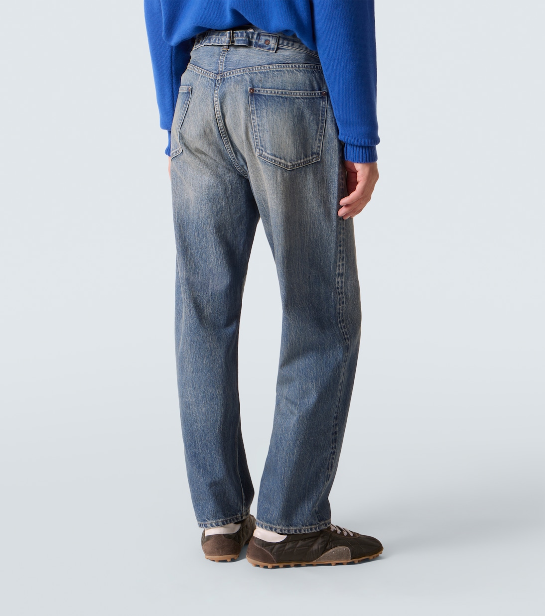 Jean droit No. 22 | A.Presse