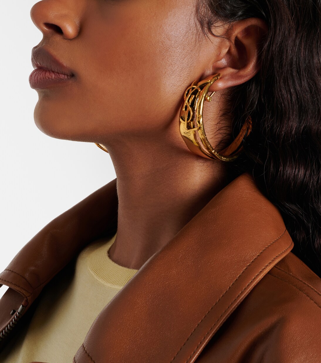 Cassandre clip-on earrings | Saint Laurent