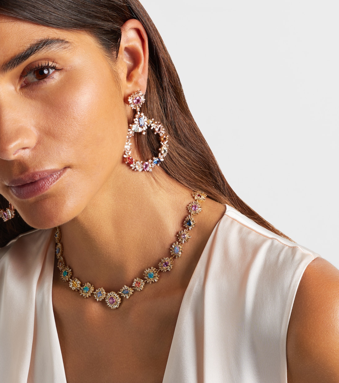 Collana Flower Riviere in oro 18kt con opale, zaffiri e diamanti | Suzanne Kalan