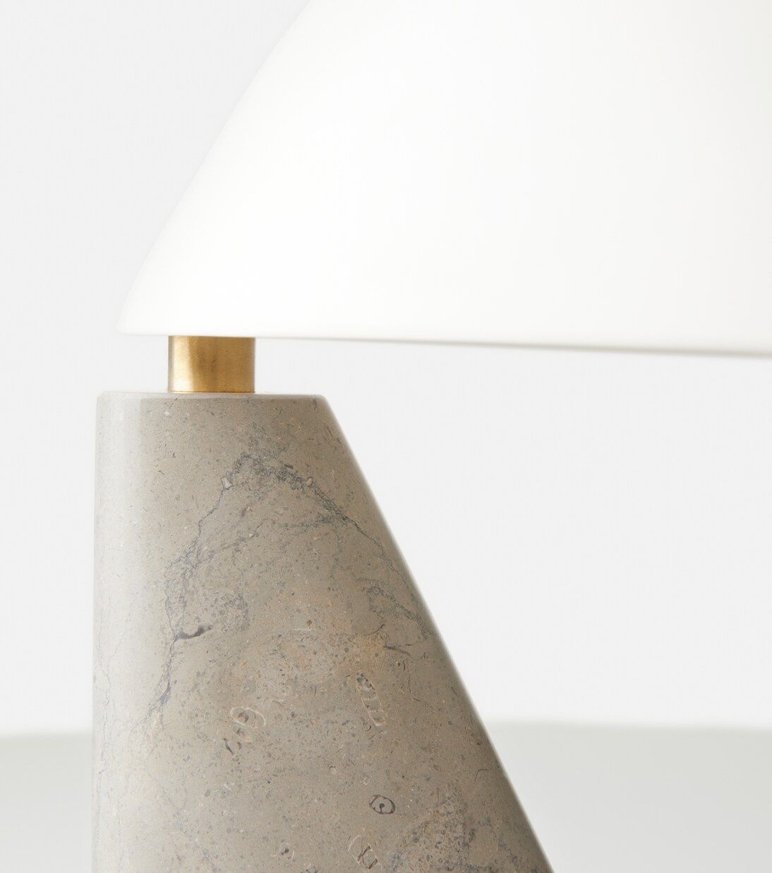 Fellow table lamp, EU plug | Fredericia Furniture