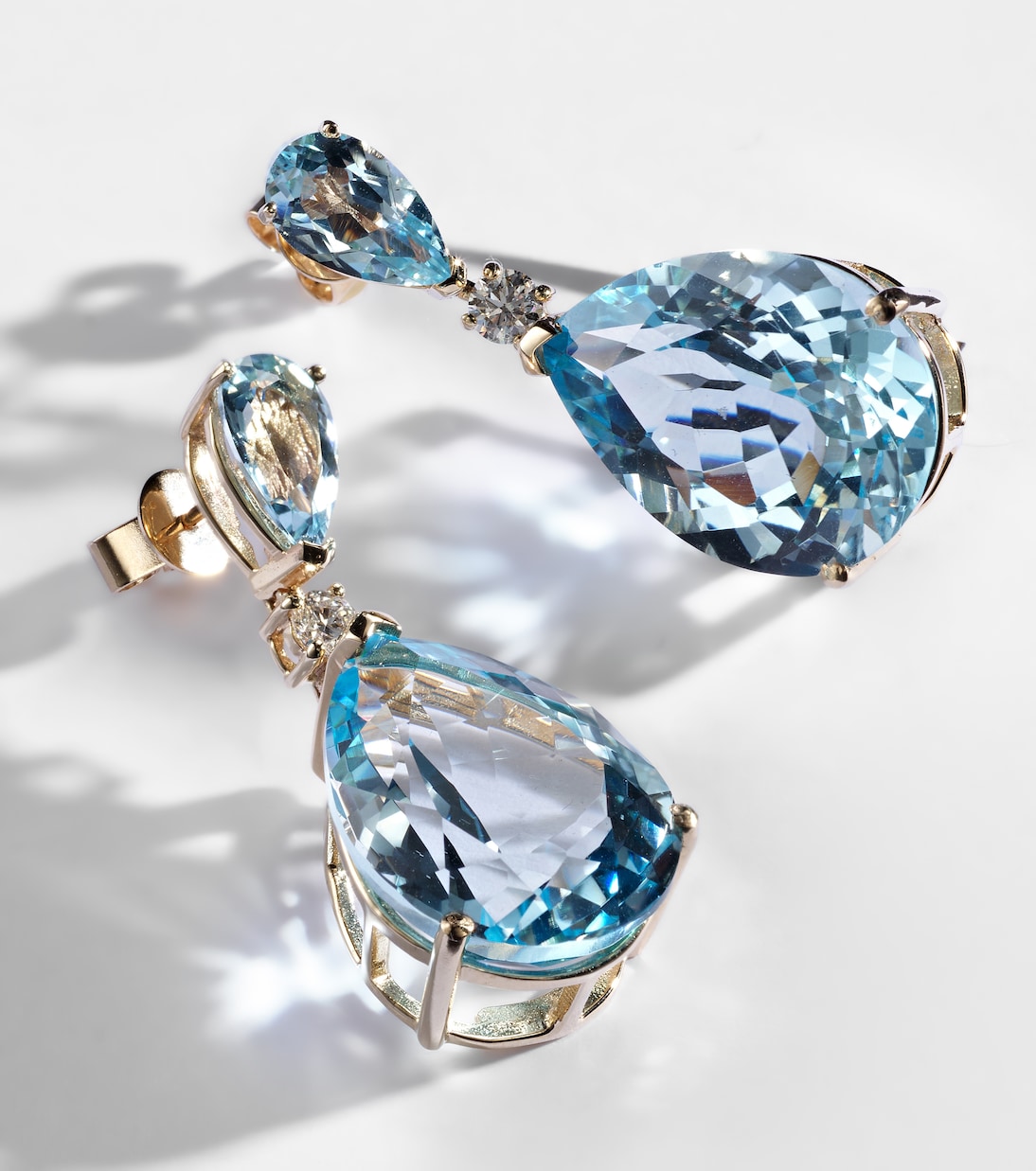 Boucles d'oreilles Sophia en or 14 ct, diamants et topaze | Mateo