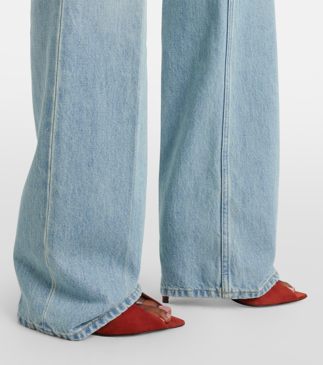 جينز بقصة مستقيمة وخصر مرتفع | Valentino