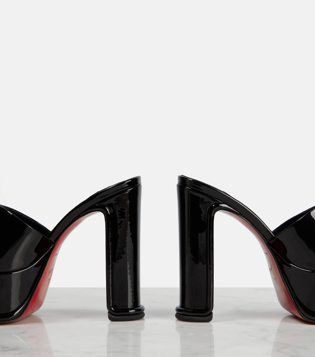 Mules Amali de charol con plataforma | Christian Louboutin