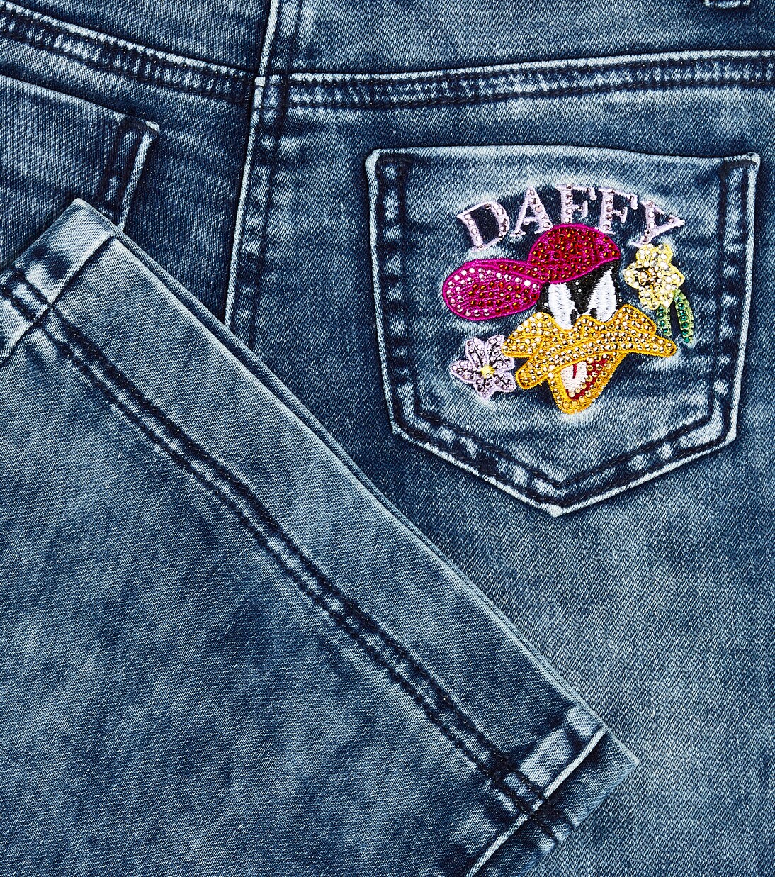 x Looney Tunes embellished jeans | Monnalisa