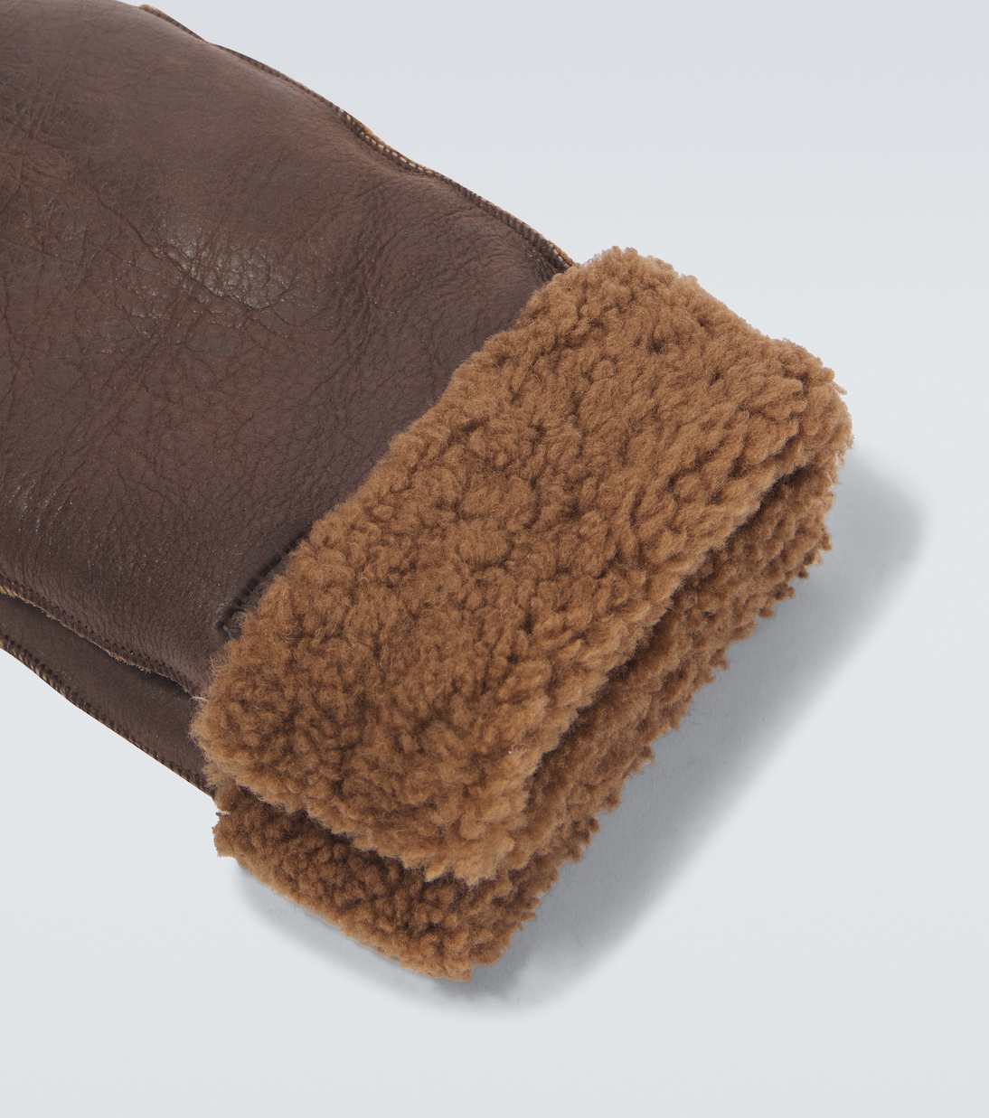 Fäustlinge aus Leder mit Shearling | Our Legacy