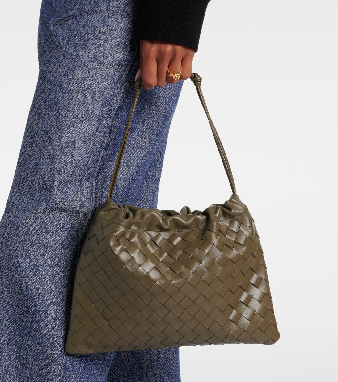 Dustbag Intrecciato Small leather clutch | Bottega Veneta