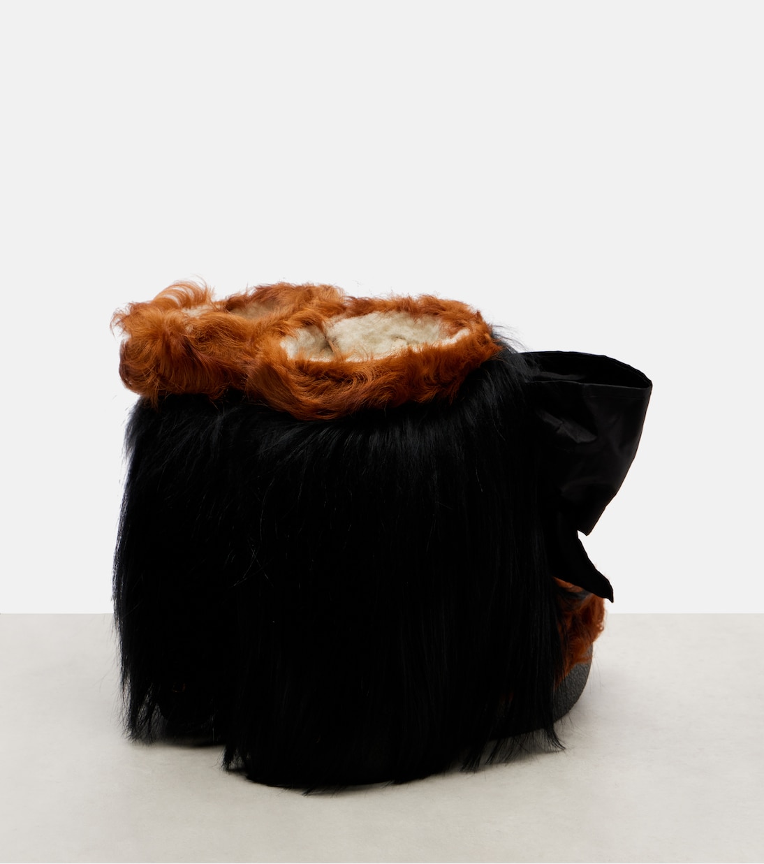 Snowish shearling snow boots | Valentino Garavani