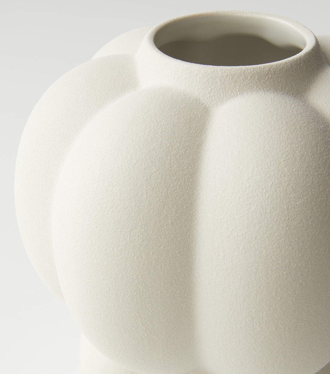 Uva Small vase | AYTM