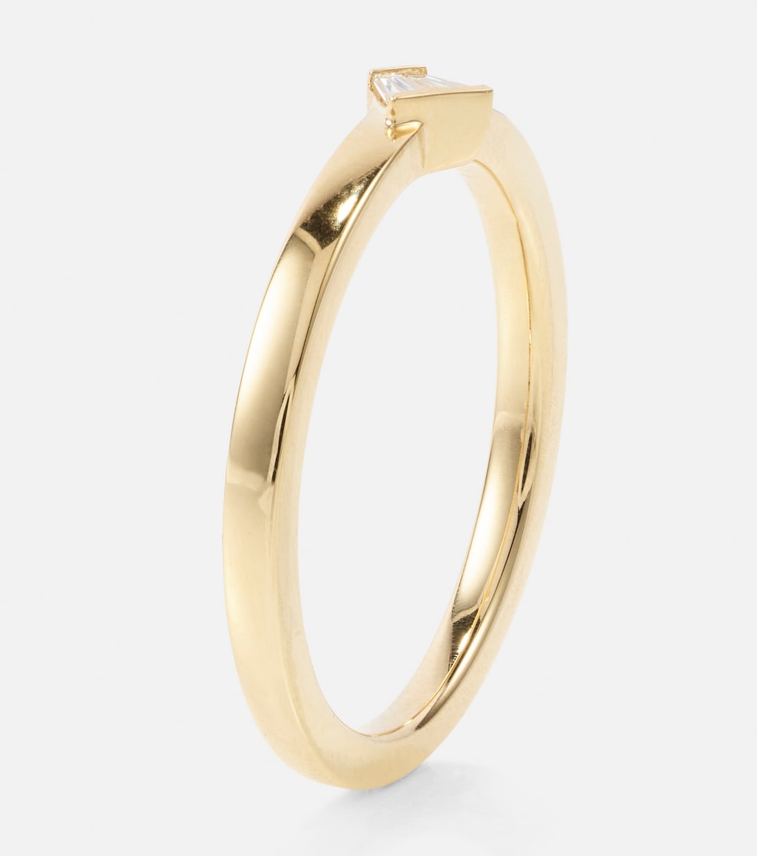 Anello in oro bianco 18kt con diamanti, design moderno per giovani stili