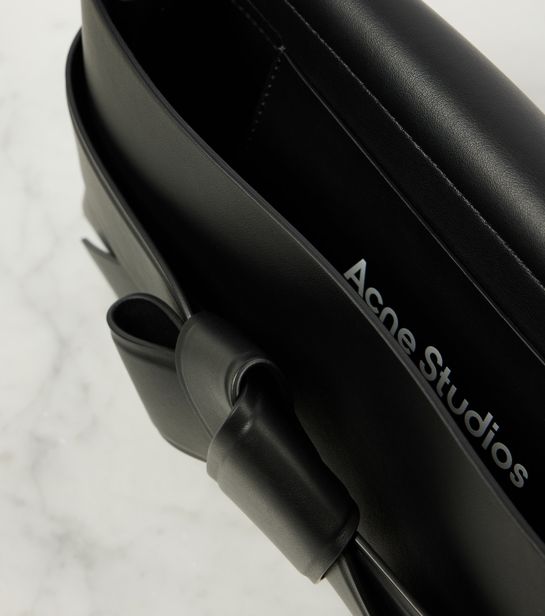 Sac Musubi en cuir | Acne Studios
