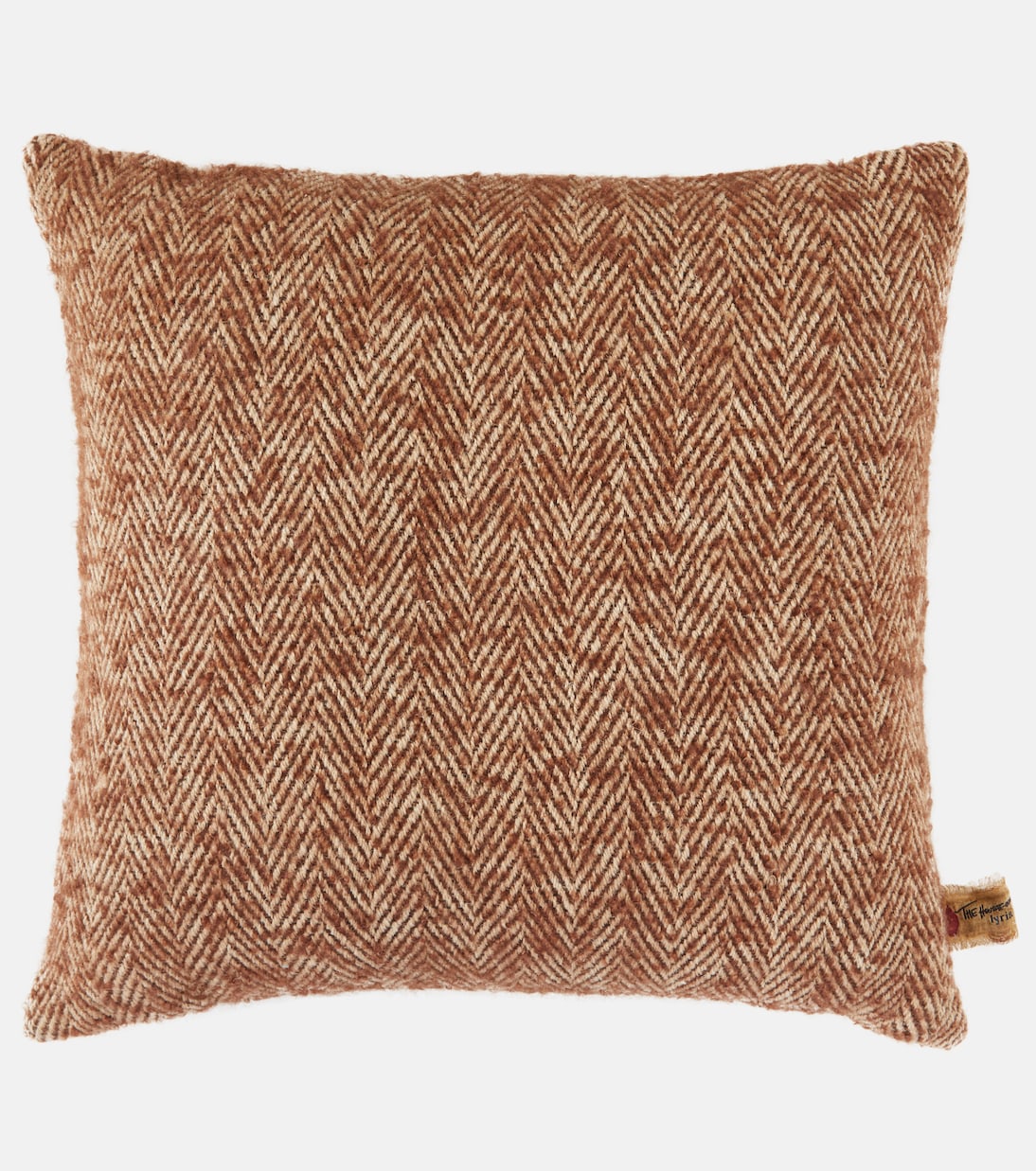 Vitim jute, mohair, and wool-blend cushion | The House of Lyria