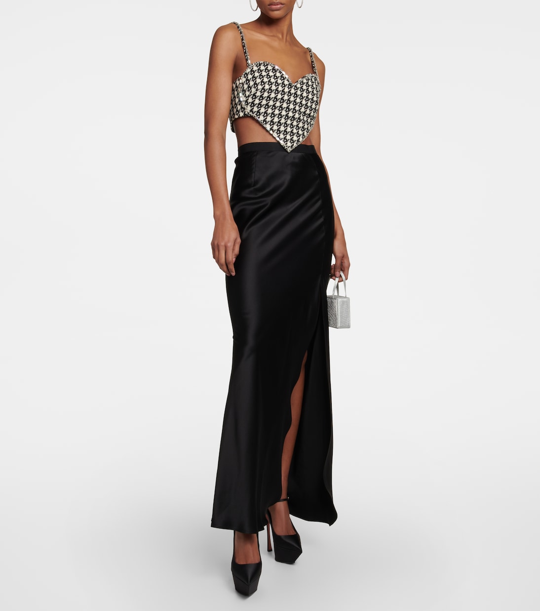 Pumps con plateau Yigit in raso | Amina Muaddi
