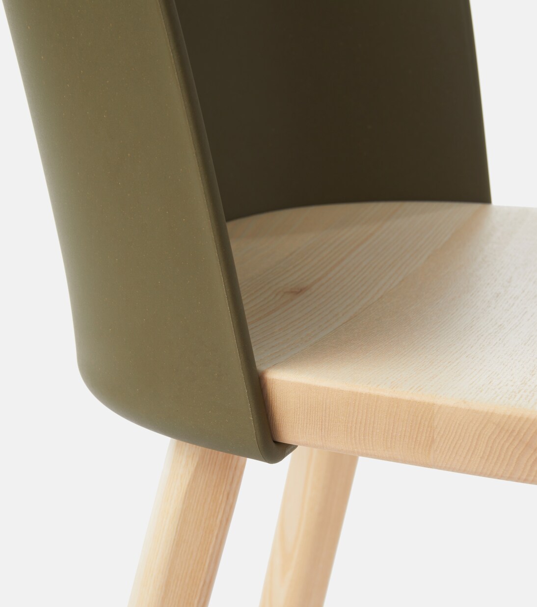 Stuhl Alpina by Barber & Osgerby | Magis