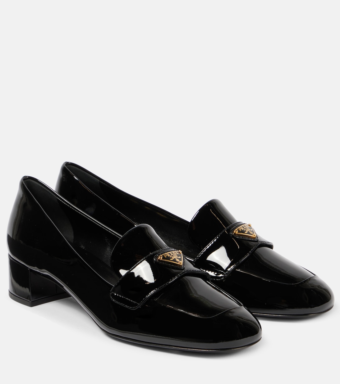 Salones de charol con logo | Prada