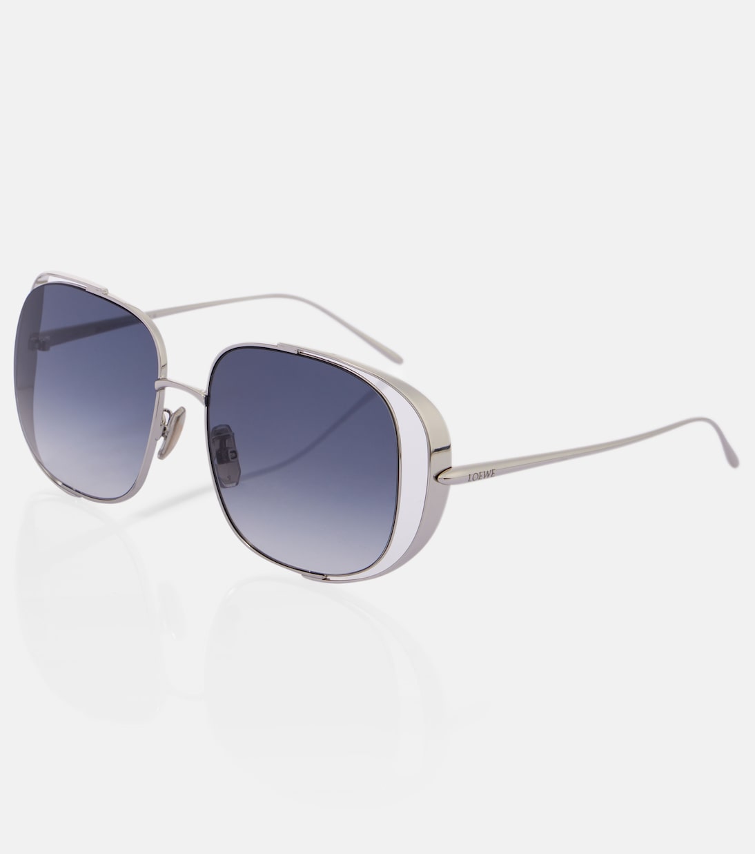 Occhiali da sole LOEWE con dettaglio quadrato, stile giovane e moderno