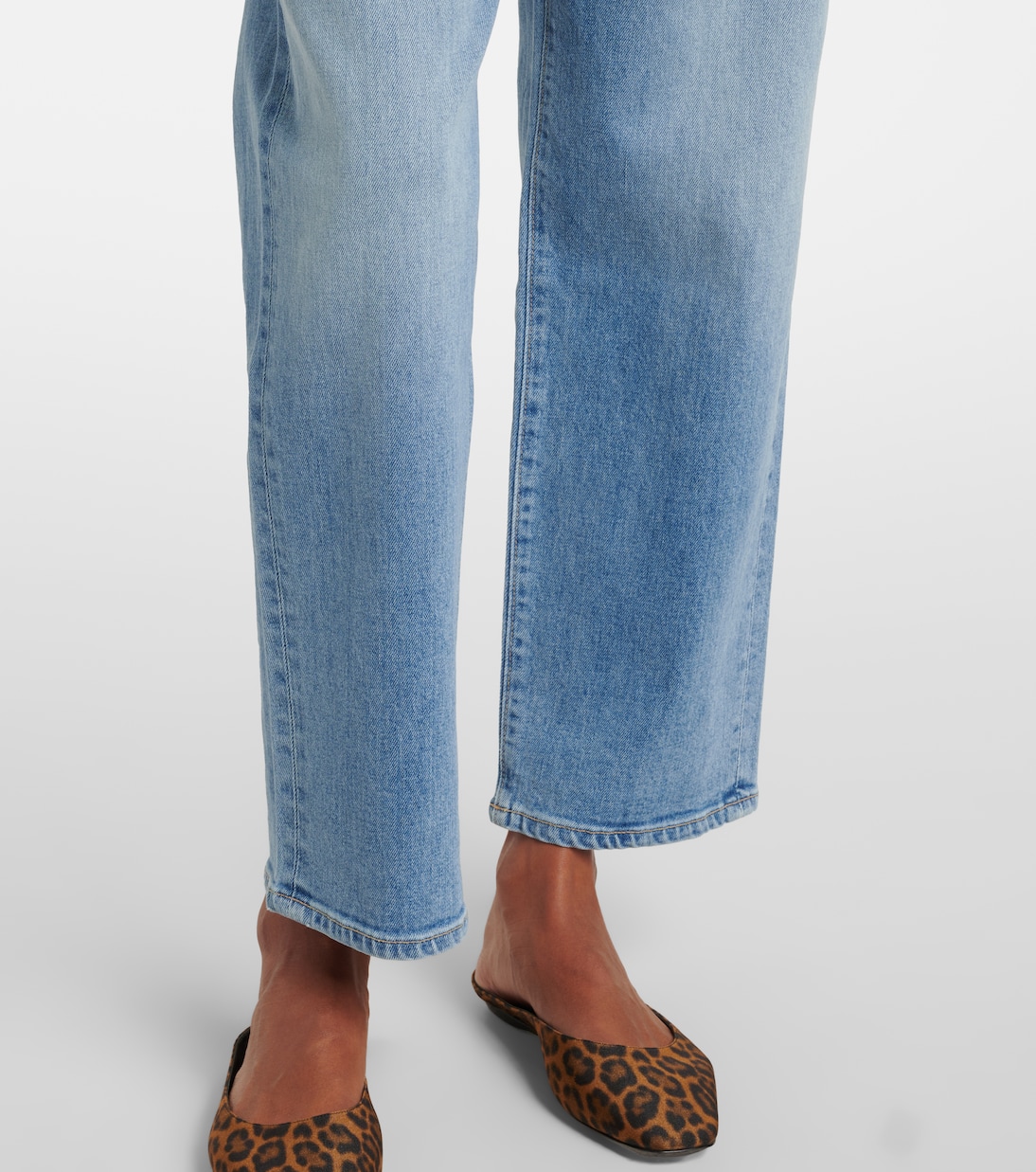 High-Rise Straight Jeans London | Slvrlake