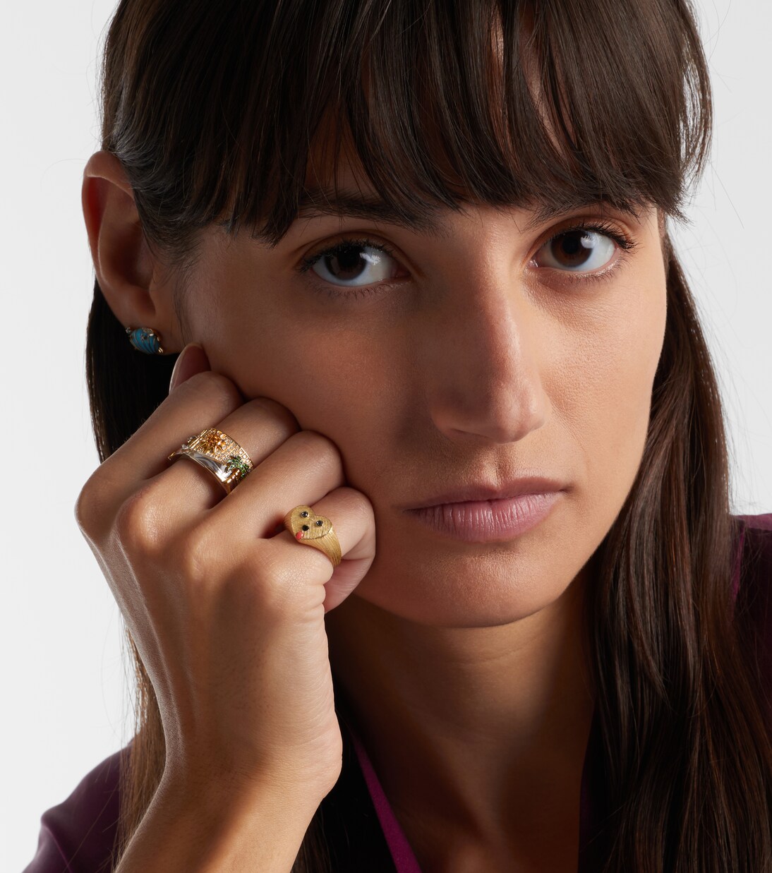 Coeur Toutou Mini 9kt gold pinky ring with gemstones | Yvonne Léon