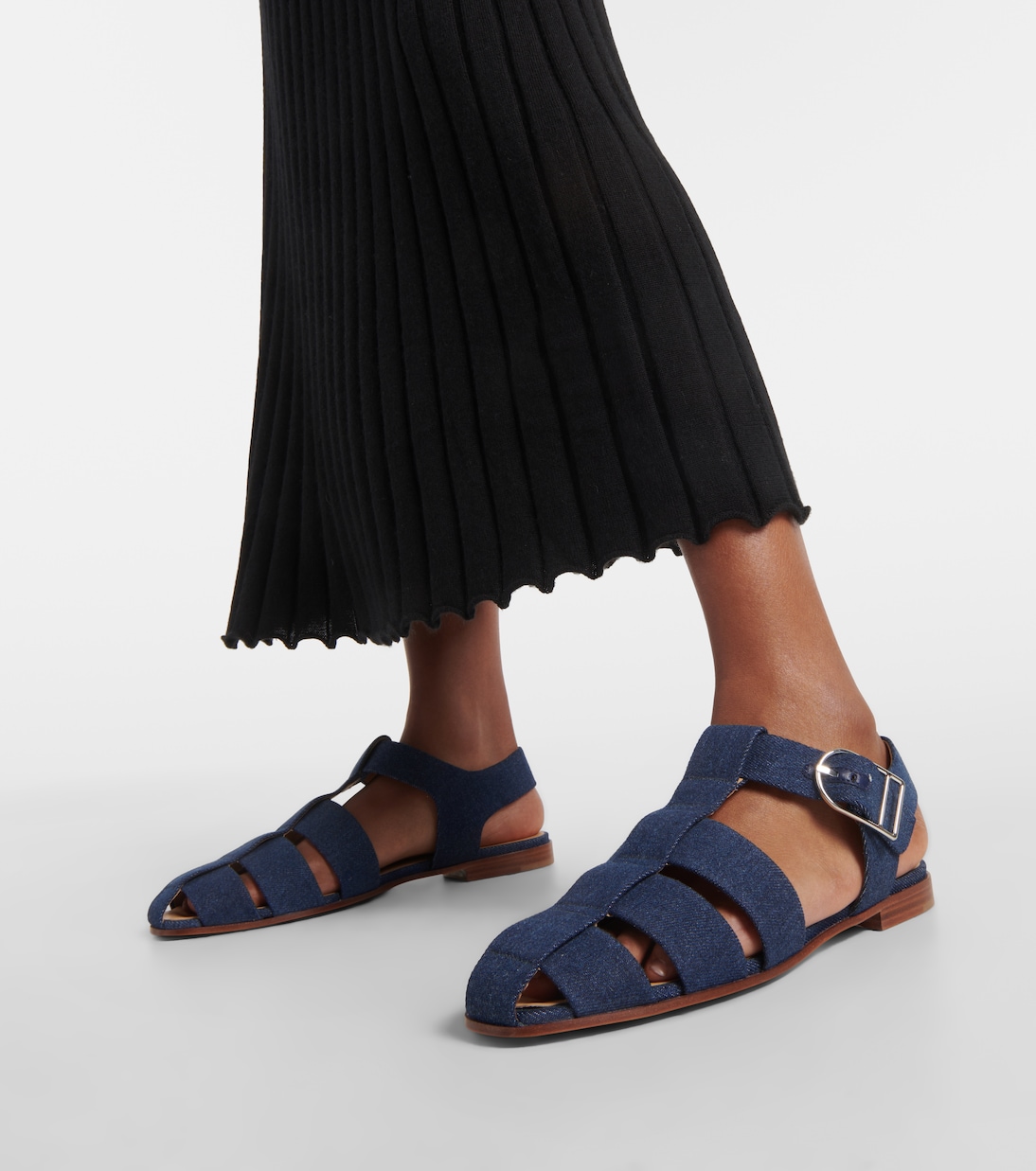 Sandali Lynn in denim | Gabriela Hearst