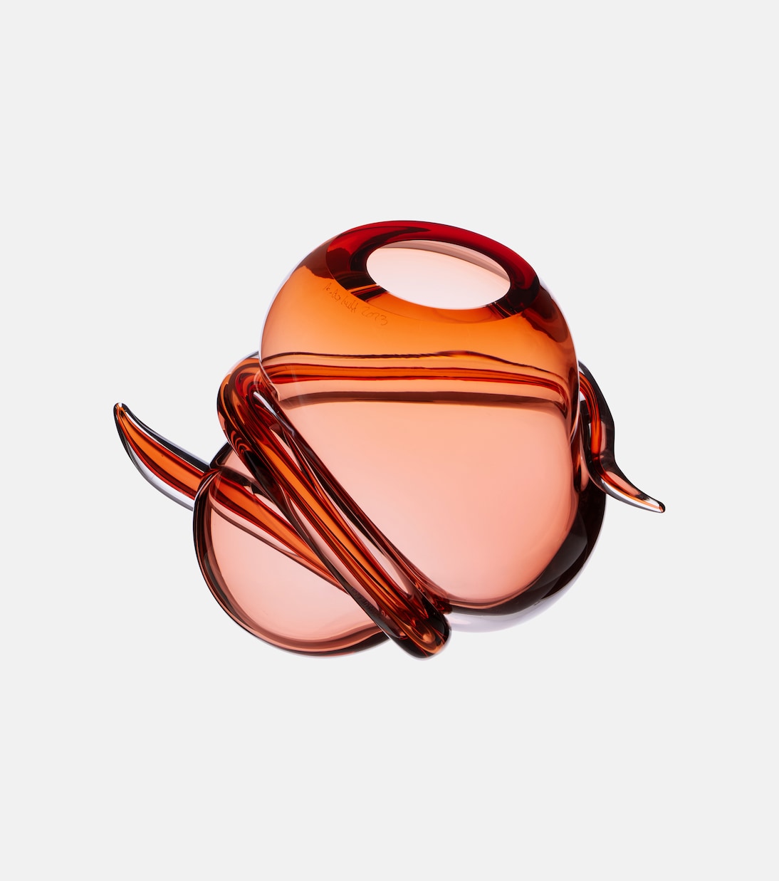 Vase Tension  | Alexa Lixfeld