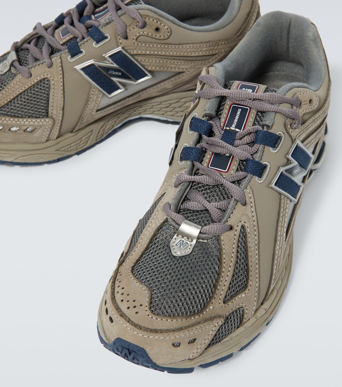 Sneakers 1906R con suede | New Balance