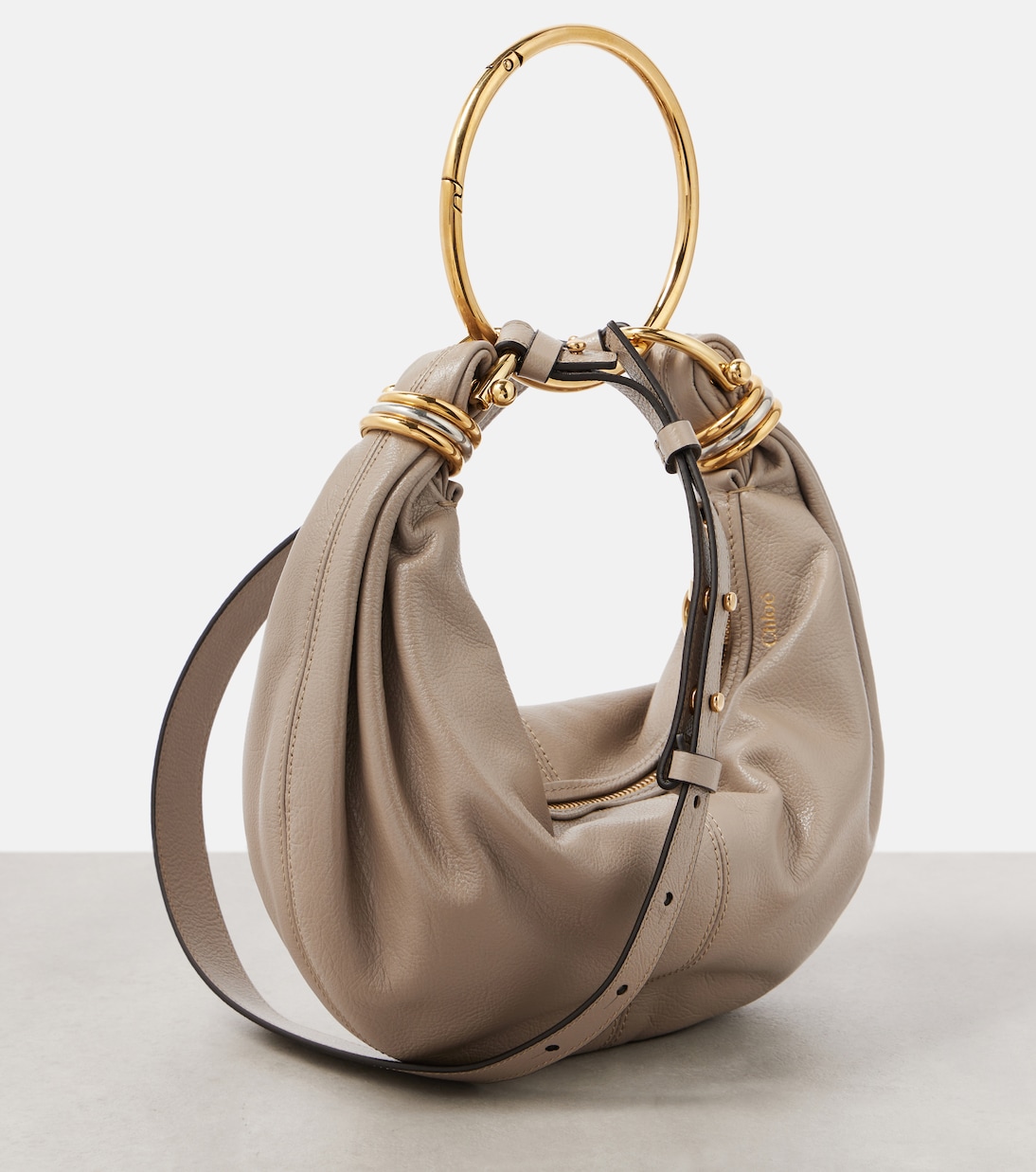 Schultertasche Bracelet Small aus Leder | Chloé