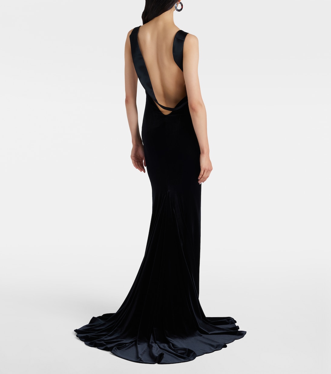 Avedon embellished velvet gown | Galvan
