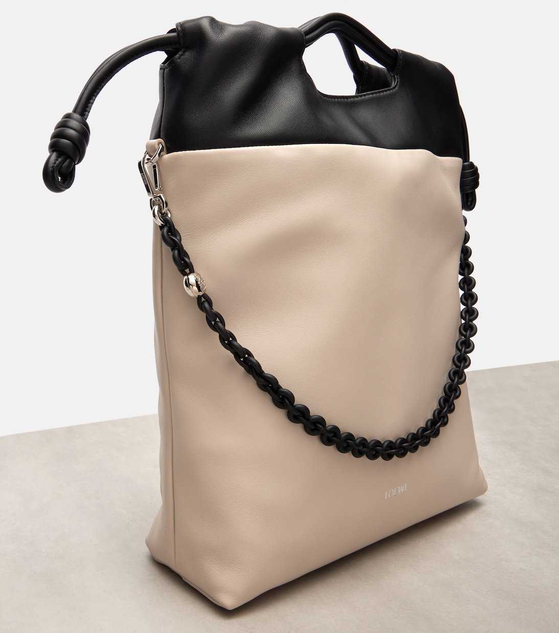 Flamenco皮革手拿包 | Loewe