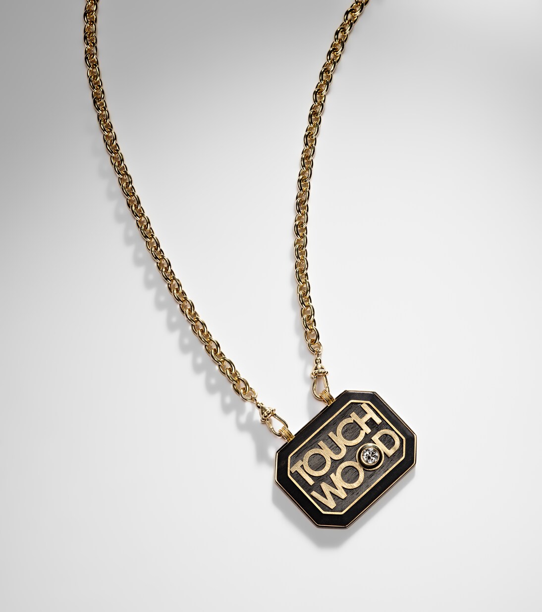 Halskette Scapular aus 18kt Gelbgold mit Ebenholz und Diamant | Marie Lichtenberg